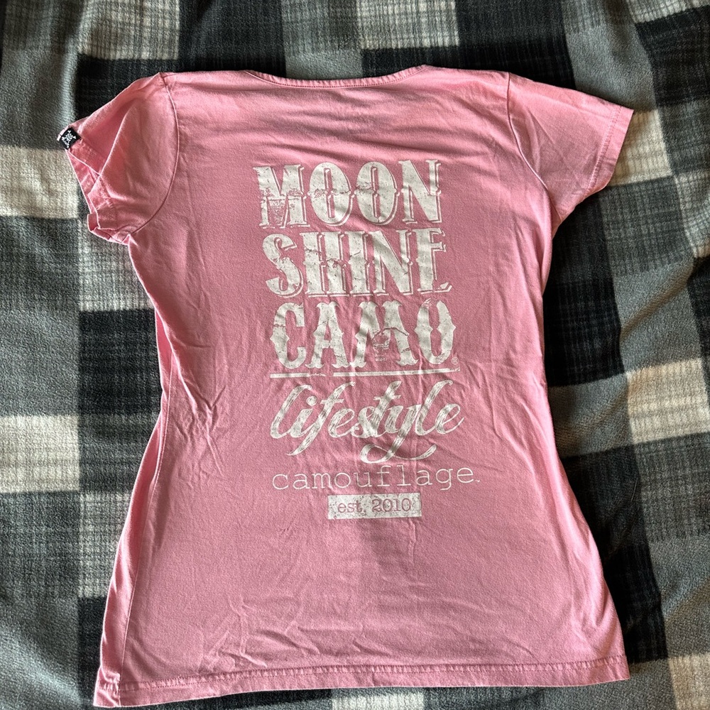 Pink Graphic Tee - Picture 3 of 4